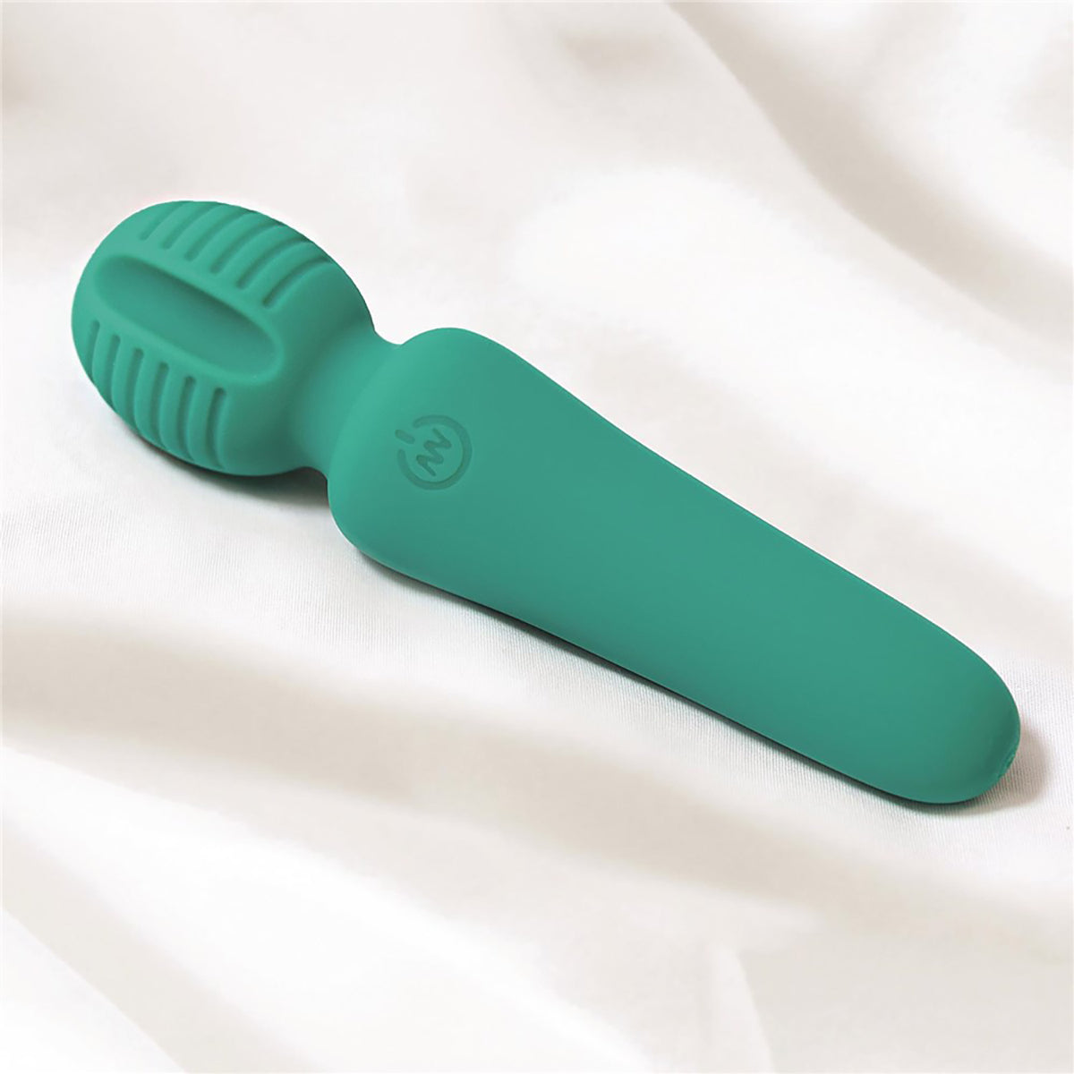 A&E Eve's Petite Private Pleasure Wand